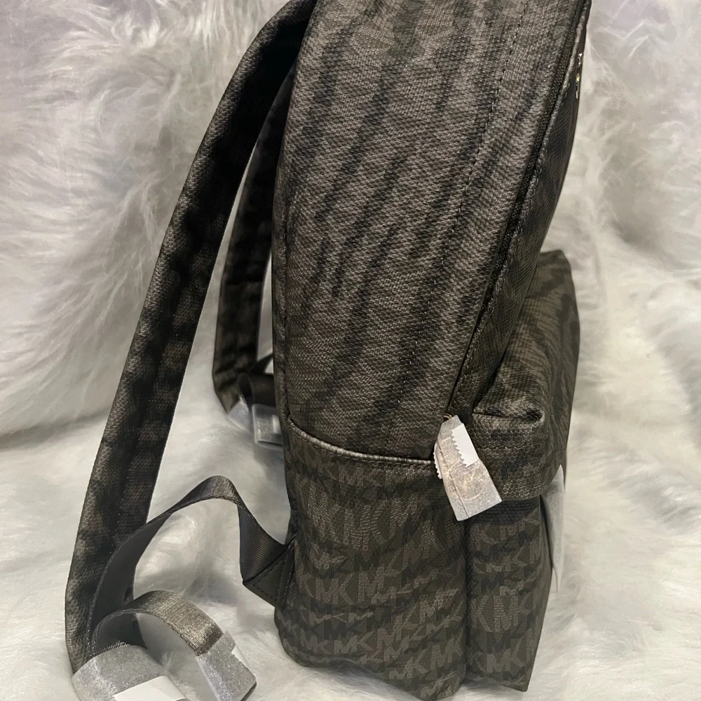BRAND NEW Michael Kors Backpack & Wallet Set - Picture 7 of 8